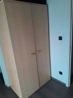 Gratis kleerkast + bureau, Huis en Inrichting, Ophalen, Gebruikt