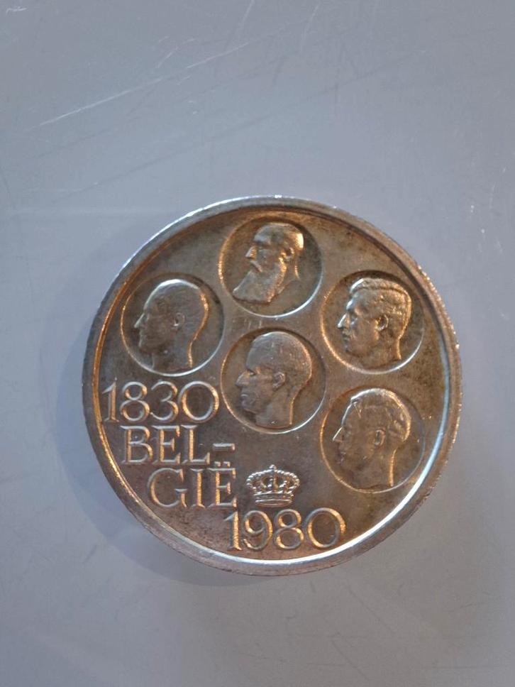 Pièce commémorative des 50 ans de l'indépendance de la Belgi, Timbres & Monnaies, Monnaies | Europe | Monnaies euro, Monnaie en vrac