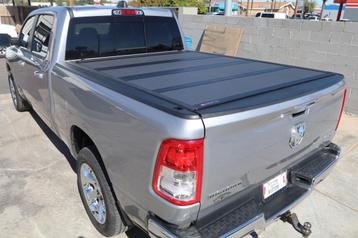 dodge ram hardtop / fold cover / bakflip