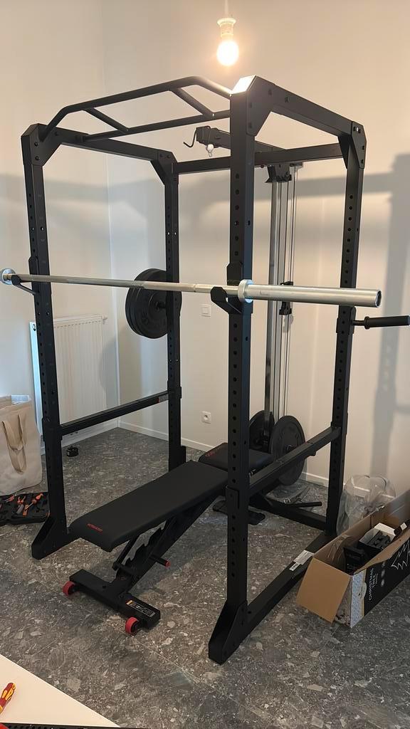 Squat rack + accessoires, Sport en Fitness, Fitnessmaterialen, Zo goed als nieuw, Ophalen