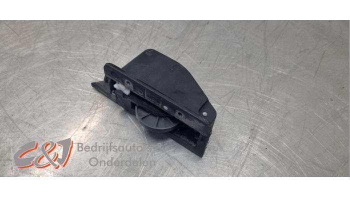 Roulette porte coulissante droite d'un Citroen Berlingo (EWP, Autos : Pièces & Accessoires, Carrosserie & Tôlerie, Citroën, Utilisé