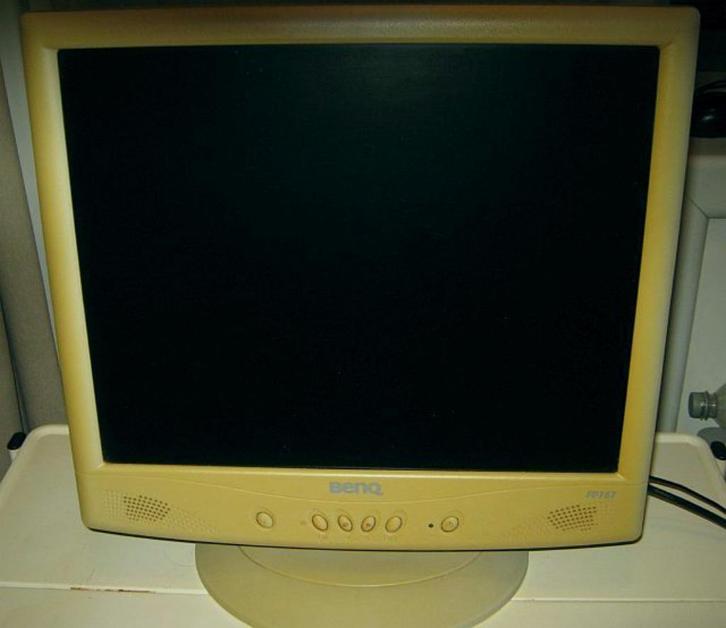 Ecran 17'' avec audio', Computers en Software, Monitoren, Gebruikt, VGA, Ophalen of Verzenden