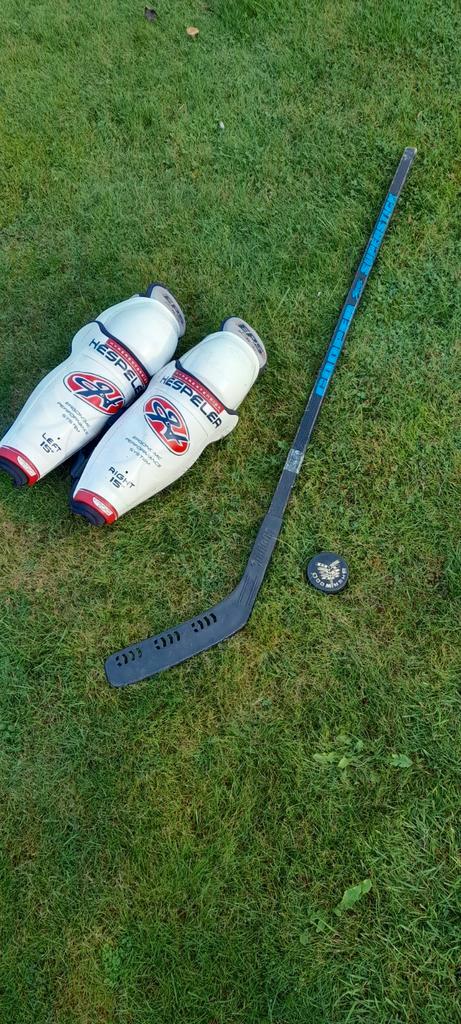 Hockey ijshockey ijshockeystick hockeybescherming, Sport en Fitness, IJshockey, Gebruikt, Stick, Ophalen