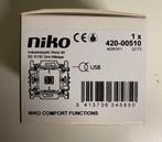 USB stopcontact Niko 420-00510 NIEUW, Nieuw, Stopcontact, Ophalen
