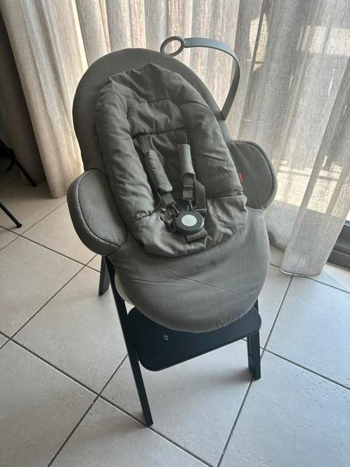 Stokke Steps Newborn Baby Bouncer, Kinderen en Baby's, Wipstoeltjes, Zo goed als nieuw, Wipstoel, Overige merken, Met gordel(s) of riempje(s)