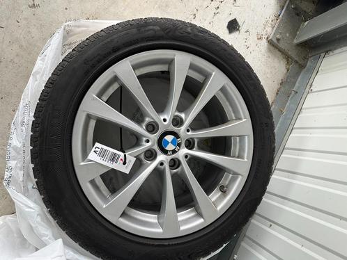 4x Originele BMW velg + Winterbanden Pirelli 225/50 R17, Auto-onderdelen, Banden en Velgen, Banden en Velgen, Winterbanden, 17 inch