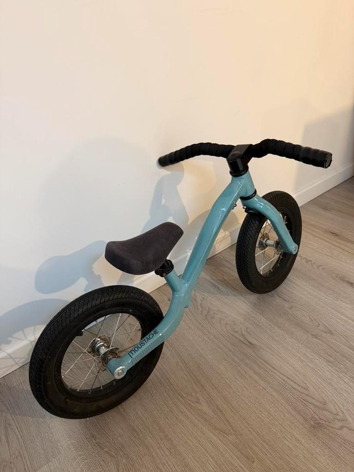 Loopfiets (merk) Moustache (model) Mercredi 12, Kinderen en Baby's, Speelgoed | Buiten | Voertuigen en Loopfietsen, Gebruikt, Loopfiets