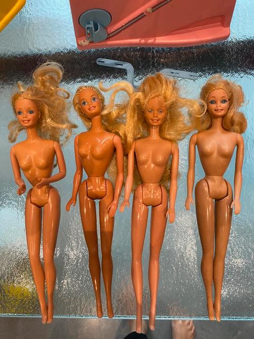 Groot lot vintage Barbie Mattel accessoires uit de jaren 80, Verzamelen, Poppenhuizen en Toebehoren, Ophalen