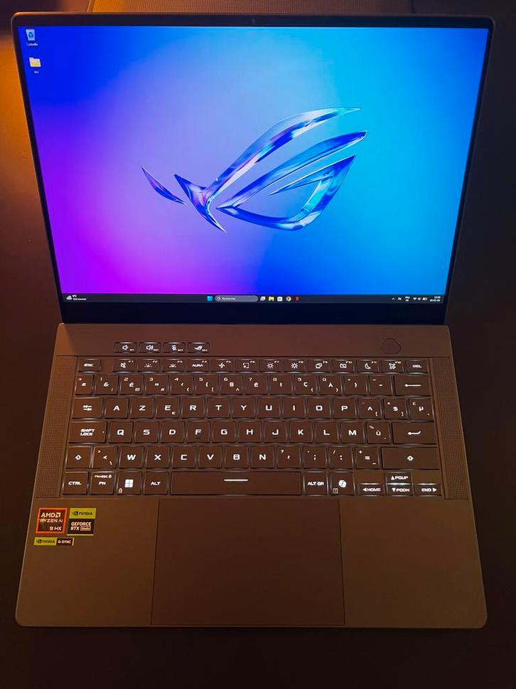 Asus Rog Zephyrus G14 - 2025 - RTX 5070Ti, Informatique & Logiciels, Ordinateurs portables Windows, Comme neuf, SSD, Enlèvement