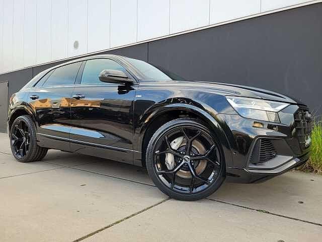 Audi Q8 55 TFSIe QUATTRO TIPTRONIC *S-LINE*HUD*PANO DAK, Auto's, Audi, Q8, 4x4, ABS, Adaptieve lichten, Adaptive Cruise Control