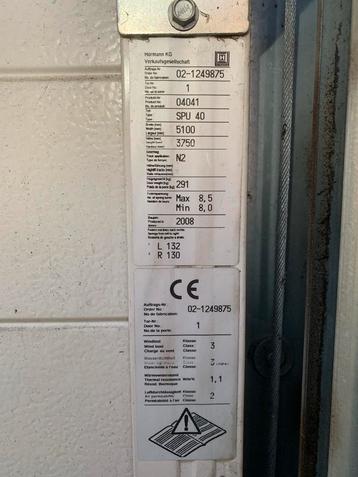 Grande Porte de garage Hormann 5m10x3m75 beschikbaar voor biedingen