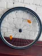 fietswiel voorwiel met buitenband, Fietsen en Brommers, Fietsonderdelen, Ophalen of Verzenden, Zo goed als nieuw