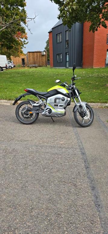 Super soco tmax volledig elektrisch + €4.000 tegen auto  beschikbaar voor biedingen