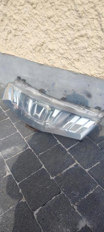 Originele gril voor Honda Civic fn in goede staat beschikbaar voor biedingen