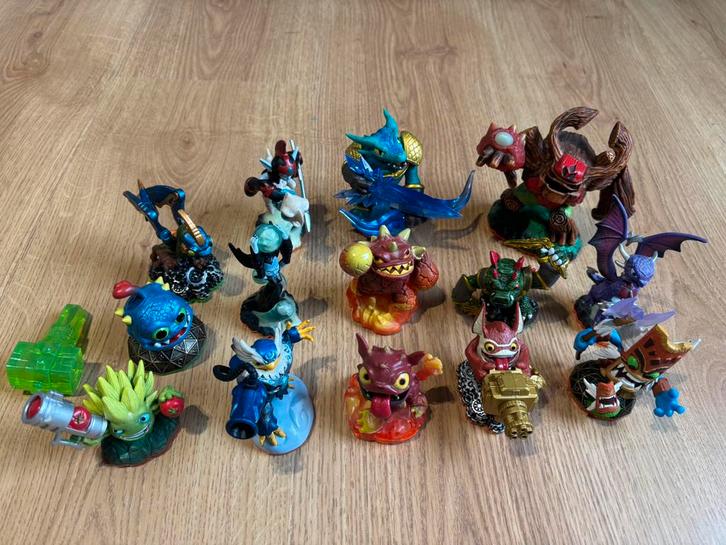 Skylanders figuren - 15 stuks - goede staat, Games en Spelcomputers, Games | Overige, Zo goed als nieuw, Ophalen