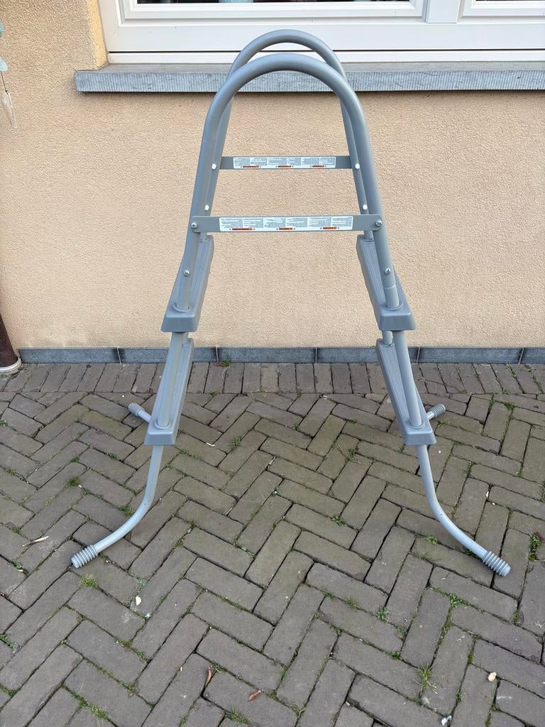 Bestway zwembadladder, Tuin en Terras, Ophalen, Zo goed als nieuw, Ladder