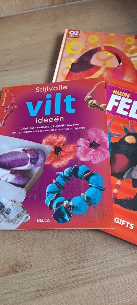 3 mooie boeken met projecten om te vilten, Hobby en Vrije tijd, Ophalen of Verzenden
