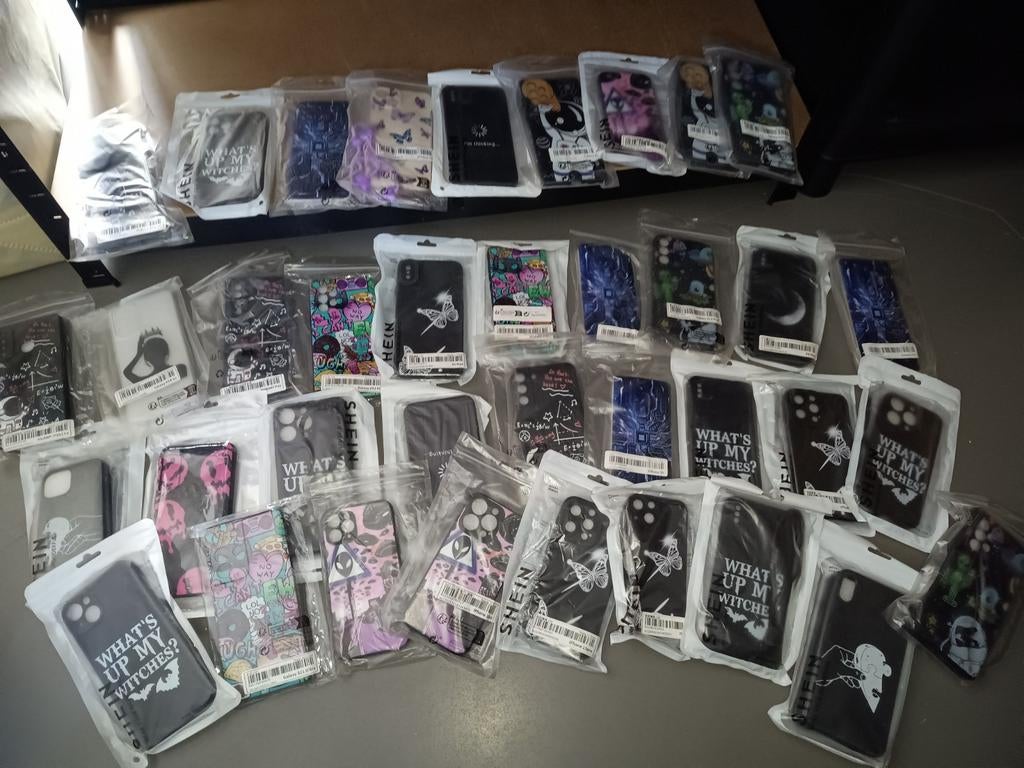 Telefoonhoesjes bundel (37 stuks) iphone/ samsung / huawei, Neuf, Résistant aux rayures, Enlèvement ou Envoi, Façade ou Cover