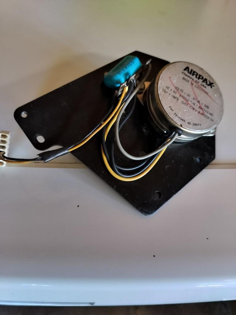 Draaitafel motor r84 Ami Rowe jukebox, Verzamelen, Automaten | Jukeboxen, Gebruikt, Ami, 1970 tot heden, Ophalen