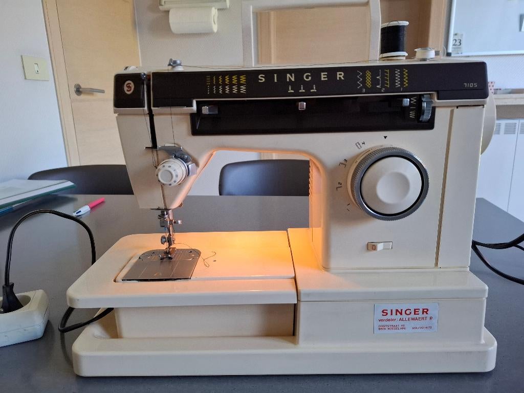 Naaimachine, Ophalen, Zo goed als nieuw, Naaimachine, Singer