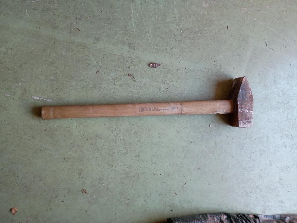 Voorhamer Faust 4 kg, Ophalen