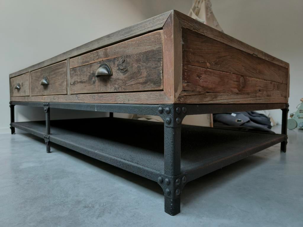 Rustieke salontafel met gietijzeren onderstel, Ophalen, Gebruikt, 75 cm of meer, 150 tot 200 cm