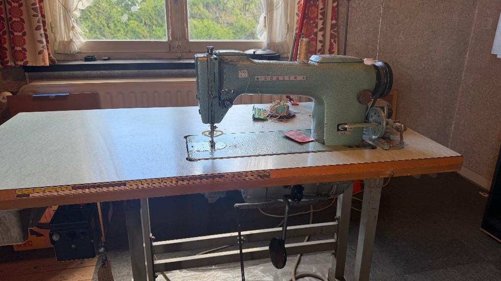 Consew industriële naaimachine, Métal, Électrique, Overige thema's, Enlèvement