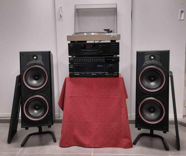 AKAI topmerk stereo set met of zonder B&W luidsprekers, TV, Hi-fi & Vidéo, Chaîne Hi-fi, Comme neuf, Akai, Enlèvement ou Envoi