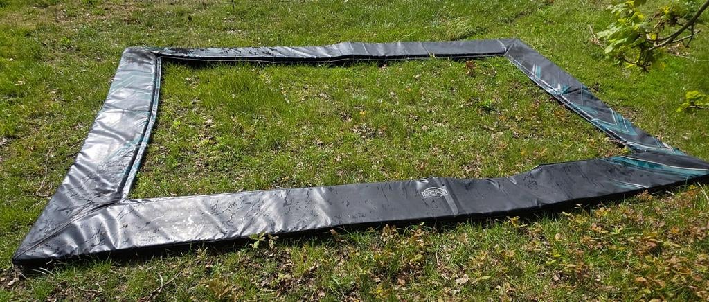 Grote rechthoekige trampoline van berg inbouw, Kinderen en Baby's, Speelgoed | Buiten | Trampolines, Ophalen