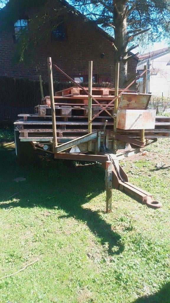 Remorque à bois essieu de camion, pneus unimog, Doe-het-zelf en Bouw, Steigers