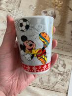 Disney mok Mickey Mouse ' sport ', Verzamelen, Ophalen of Verzenden, Mickey Mouse, Servies