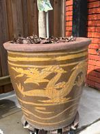 Bloempot Chinese figuren, Ophalen, Zo goed als nieuw