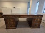 Beau bureau antique 182x105x77 (démonté en 3 pièces), Ophalen
