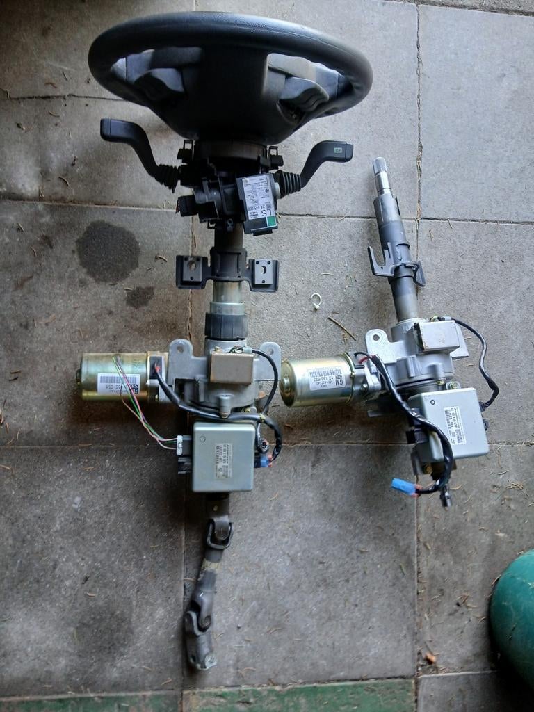 2x opel corsa c stuurbekrachtiging, Ophalen, Opel