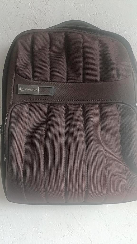 Sac à dos ordinateur Carlton - Très bon état, Bijoux, Sacs & Beauté, Trousses de toilette, Enlèvement ou Envoi