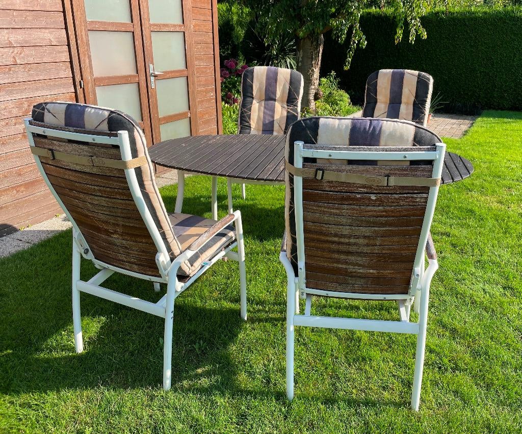 IKEA Tuintafel + 4 stoelen + kussens, Tuin en Terras, Tuintafels, Gebruikt, Ovaal, Ophalen