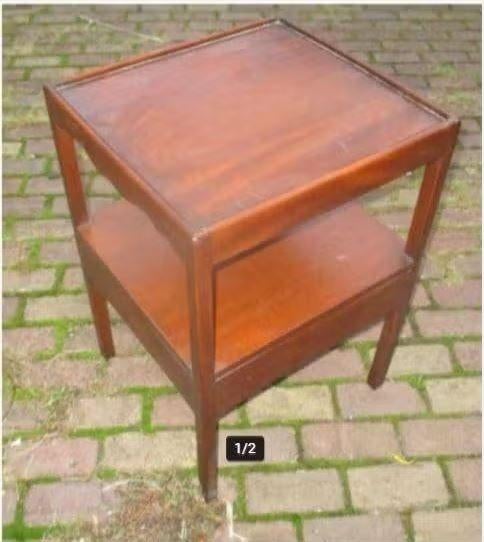 Belle table spéciale en bois avec tiroir - 46x43x69, Antiquités & Art, Enlèvement