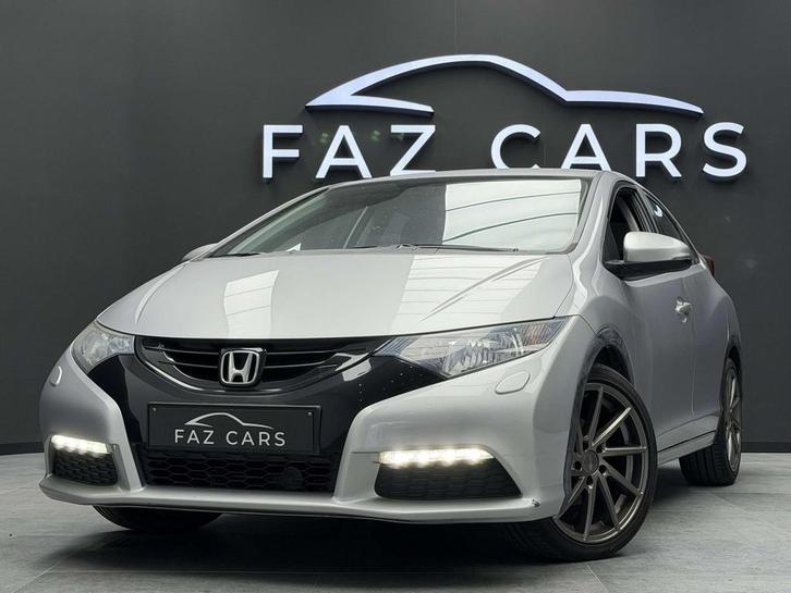 Honda Civic * Réservé * (bj 2015), Auto's, Honda, Bedrijf, Te koop, Civic, ABS, Airbags, Airconditioning, Bluetooth, Boordcomputer