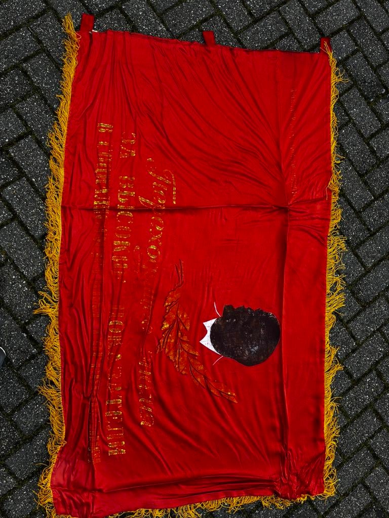 Sovjet vaandel, Verzamelen, Ophalen, Vlag of Vaandel