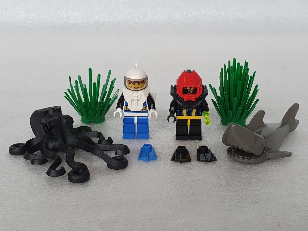 Lego Aquazone: figuren en onderdelen uit o.a. Lego 6104, Ophalen of Verzenden, Gebruikt, Lego