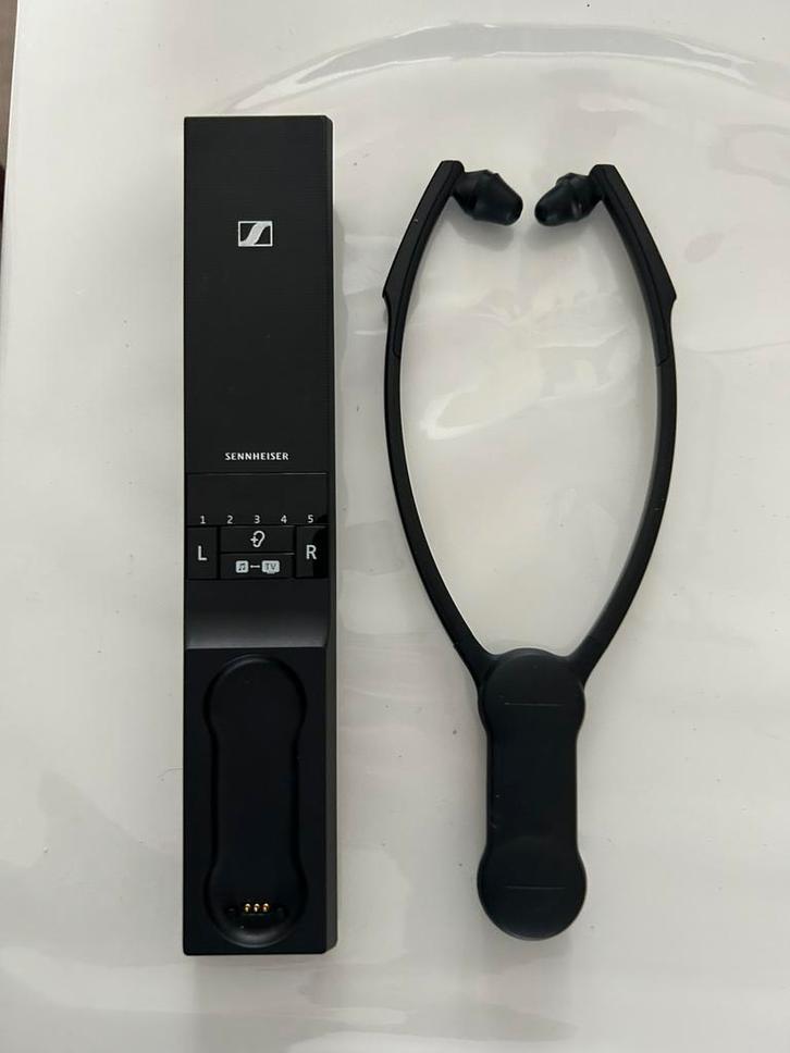 Sennheiser set 880 Tv hulp / luistersysteem, TV, Hi-fi & Vidéo, Casques audio, Comme neuf, Sennheiser, Sans fil, Enlèvement