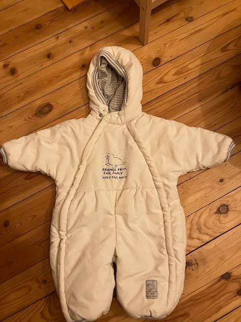 Baby winterpak maat 9-12 maanden, Enfants & Bébés, Vêtements de bébé | Taille 74, Enlèvement, Comme neuf, Garçon ou Fille, Costume