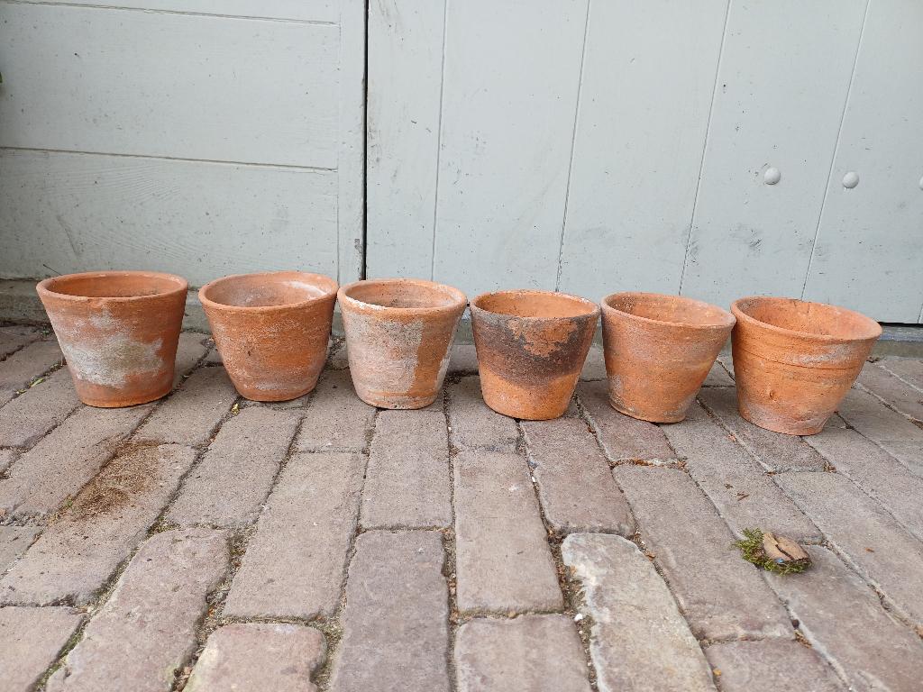 Lot de 50 pots de fleurs en terre cuite faits à la main, Jardin & Terrasse, Pots de fleurs, Moins de 25 cm, Rond, Enlèvement, Utilisé