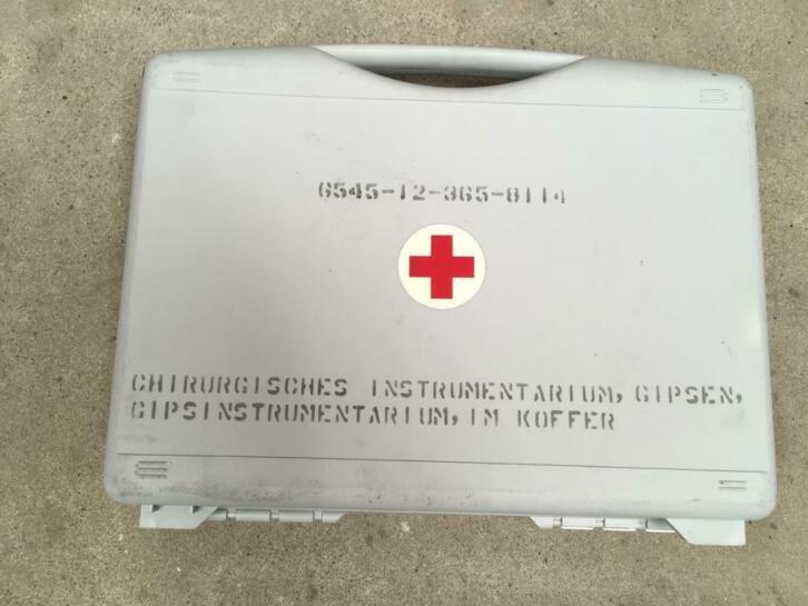 RVS gipsset in koffer uit Duits leger ook voor requisieten, Divers, Orthèses