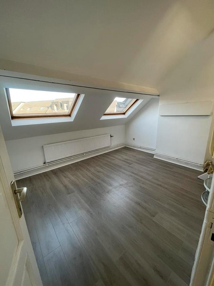 Apparemment 2ch sans charge a louer molembeek, Immo, Appartements & Studios à louer, Bruxelles