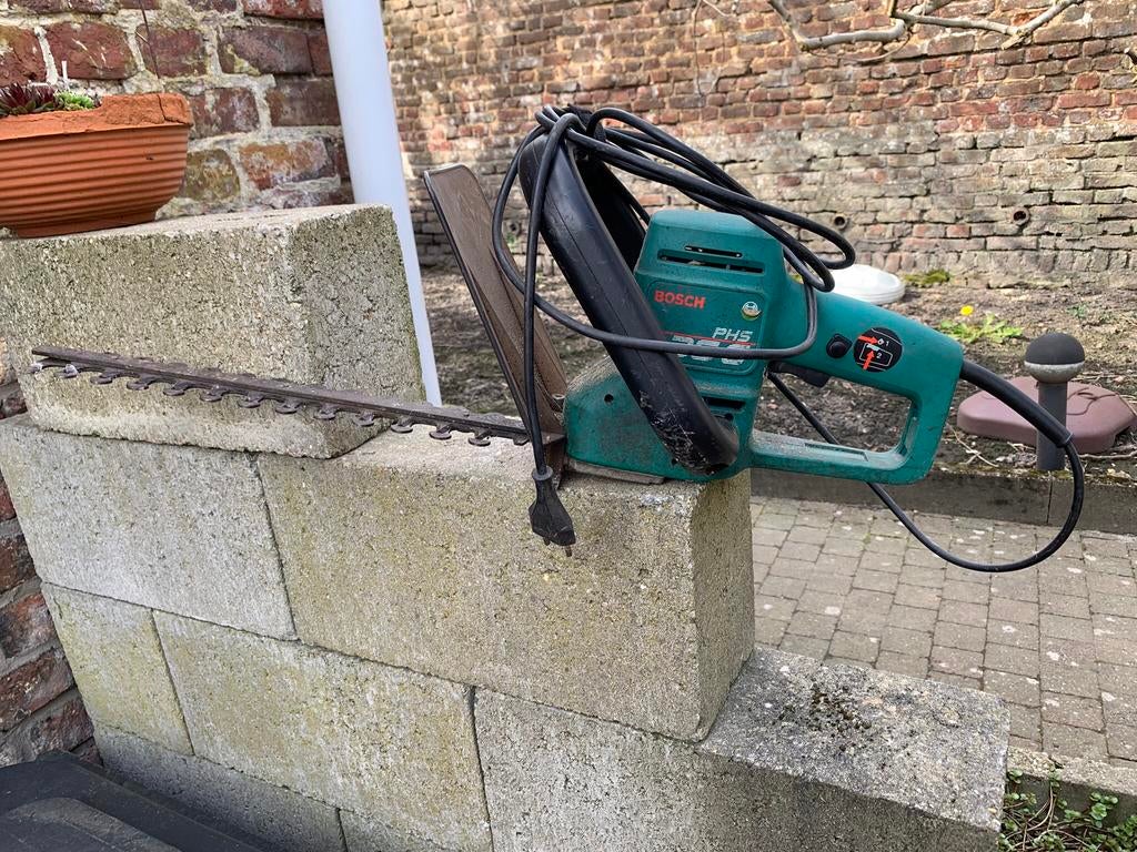 Bosch taille haies, Enlèvement, Utilisé, Électrique