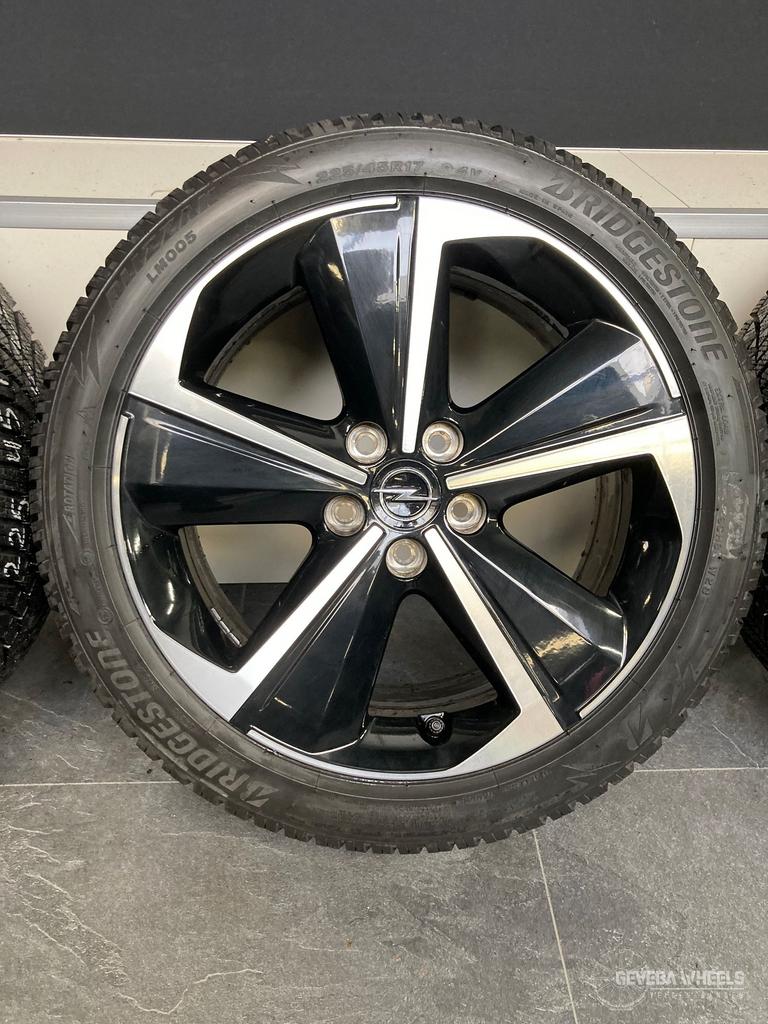 17” originele Opel Astra L velgen + winterbanden 5x108 98470, Auto-onderdelen, Banden en Velgen, Gebruikt, -, -, Banden en Velgen
