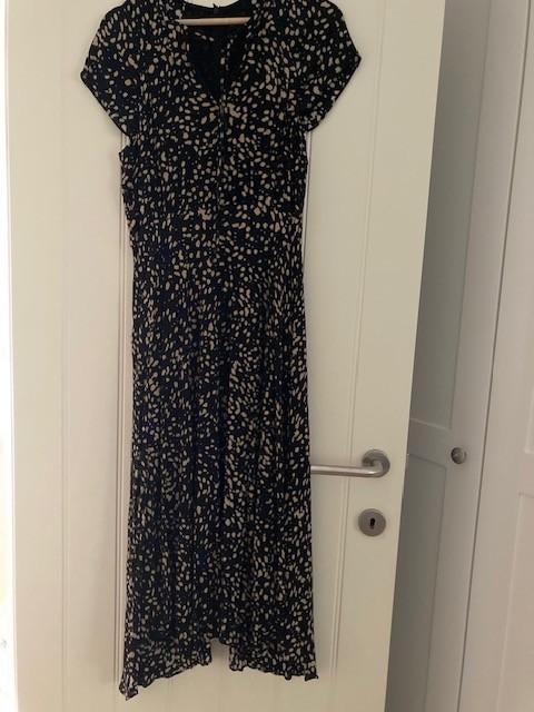 Jurkjes Massimo D-River Woods-Superdry-Zara-Mint&Berry L/40, Kleding | Dames, Jurken, River Woods-Zara-MassimoD, Ophalen of Verzenden