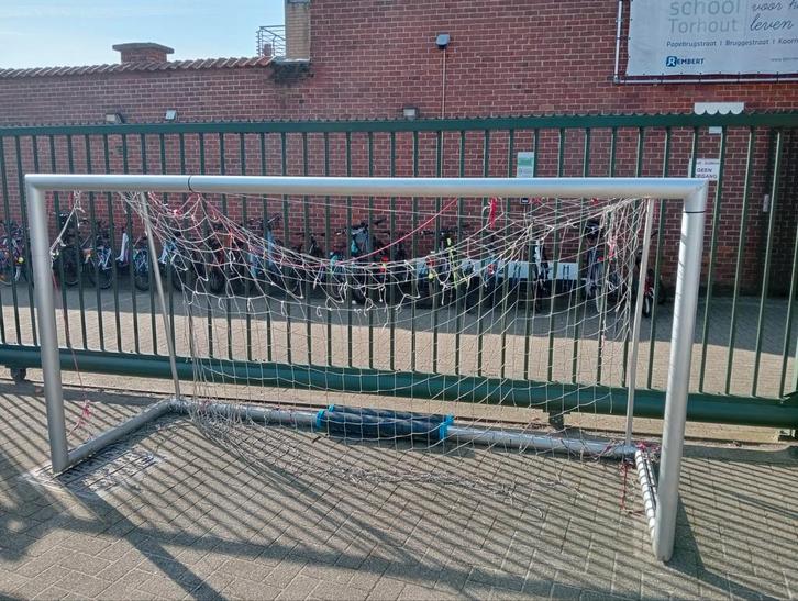 2 stevige voetbaldoelen 310x160, Sport en Fitness, Voetbal, Gebruikt, Ophalen