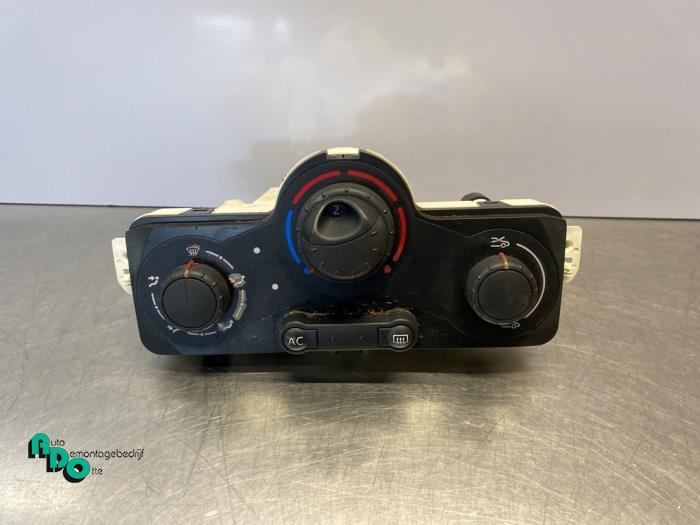 Panneau de commandes chauffage d'un Renault Modus (Modus 04-, Renault, -, 3 mois de garantie, Utilisé